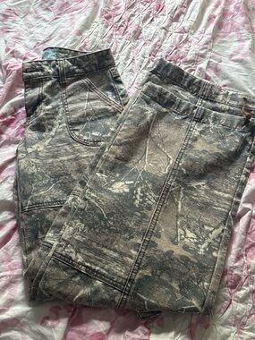 REVICE Women's Camouflage Print Jeans in Green and Brown